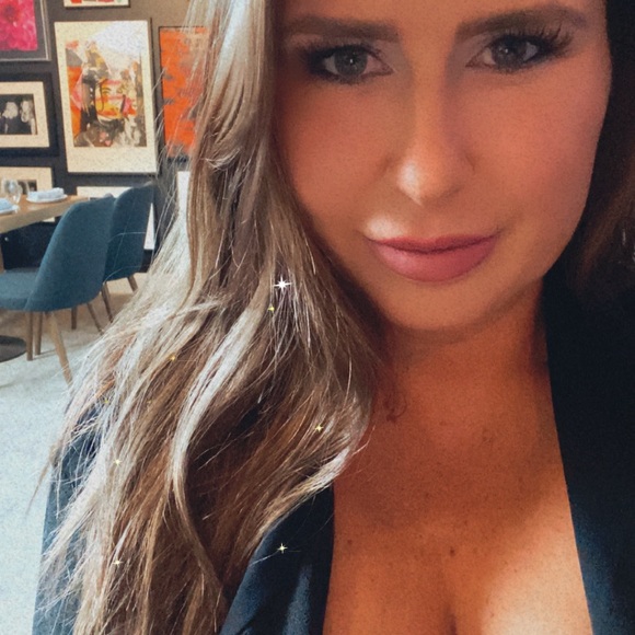 Meet your Posh Ambassador- Stef - Picture 4 of 5